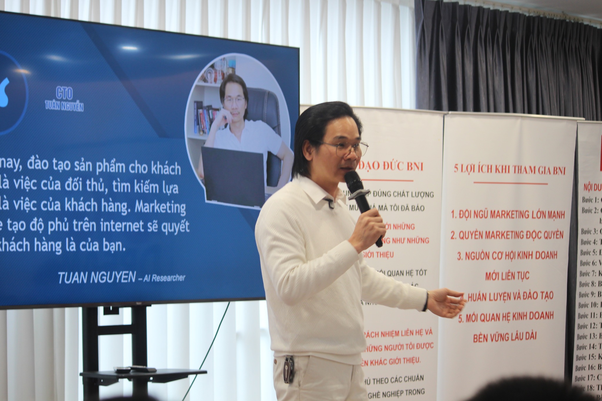 Buổi chia sẻ của Thầy CTO Tuân Nguyễn và BNI EMPEROR: Tư duy đổi mới trong thời đại AI